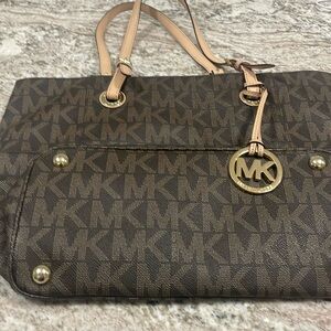 Michael Kors shoulder bag